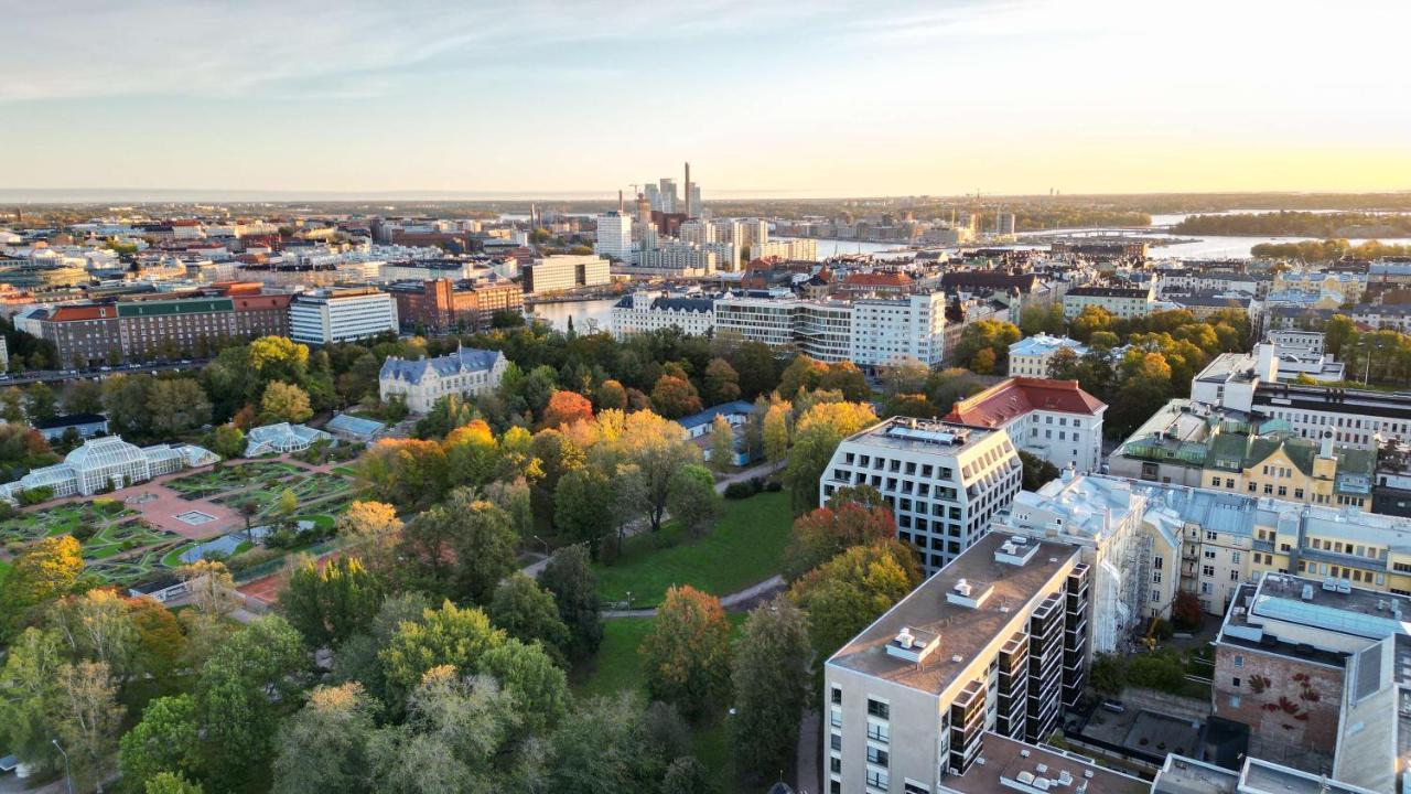 Radisson Red Helsinki Hotel Exterior photo